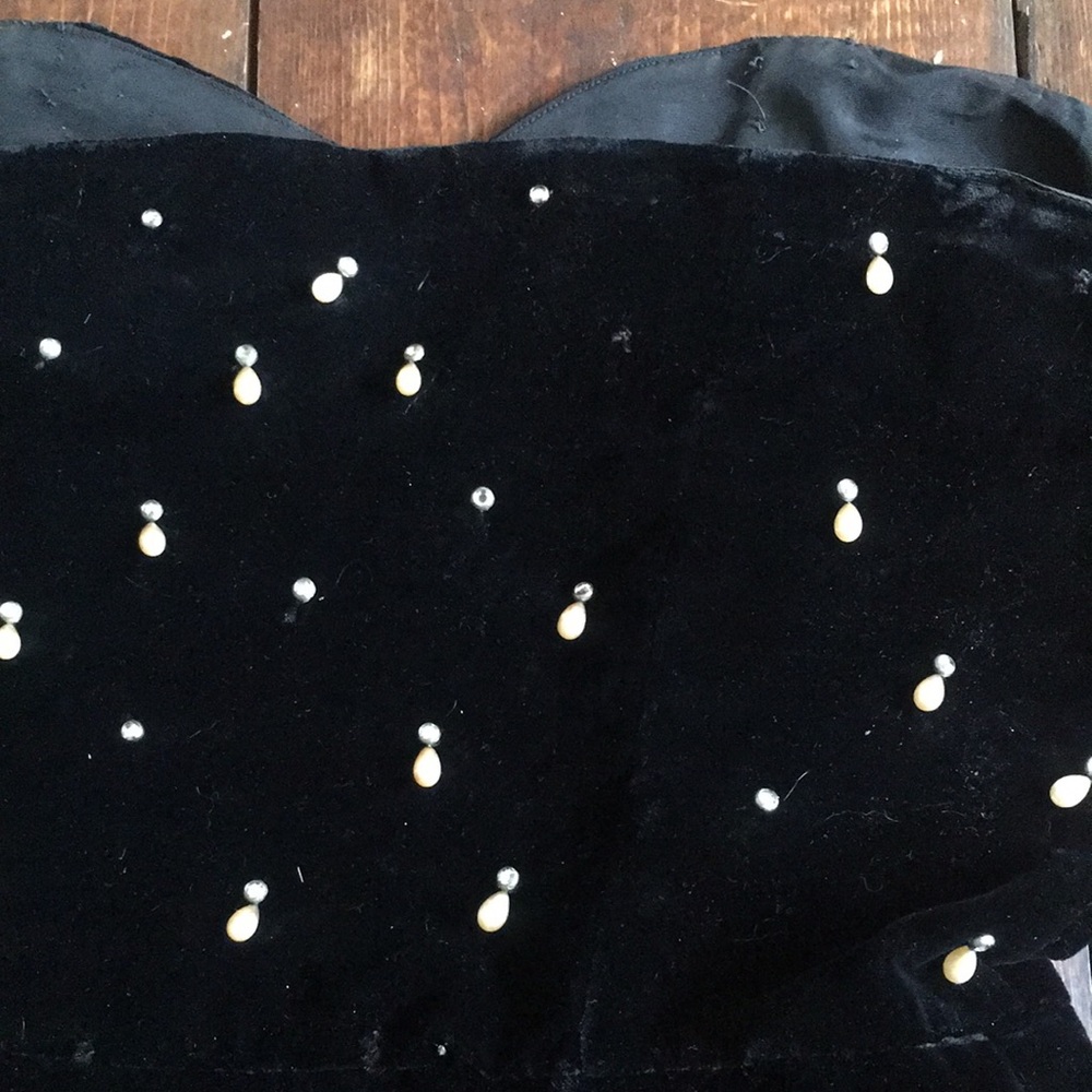 Vintage Black Velvet Cocktail Dress - Picture 3 of 8